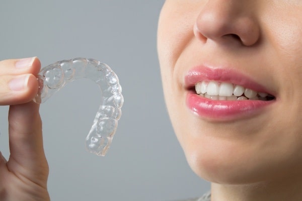 What Happens If I Don’t Wear My Invisalign? - CaliSmile Orthodontics